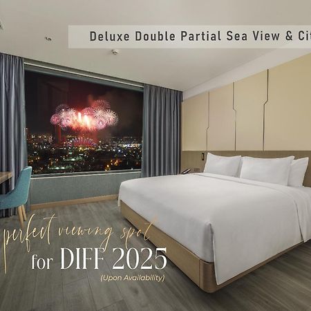 Awaken Da Nang Hotel Exterior foto