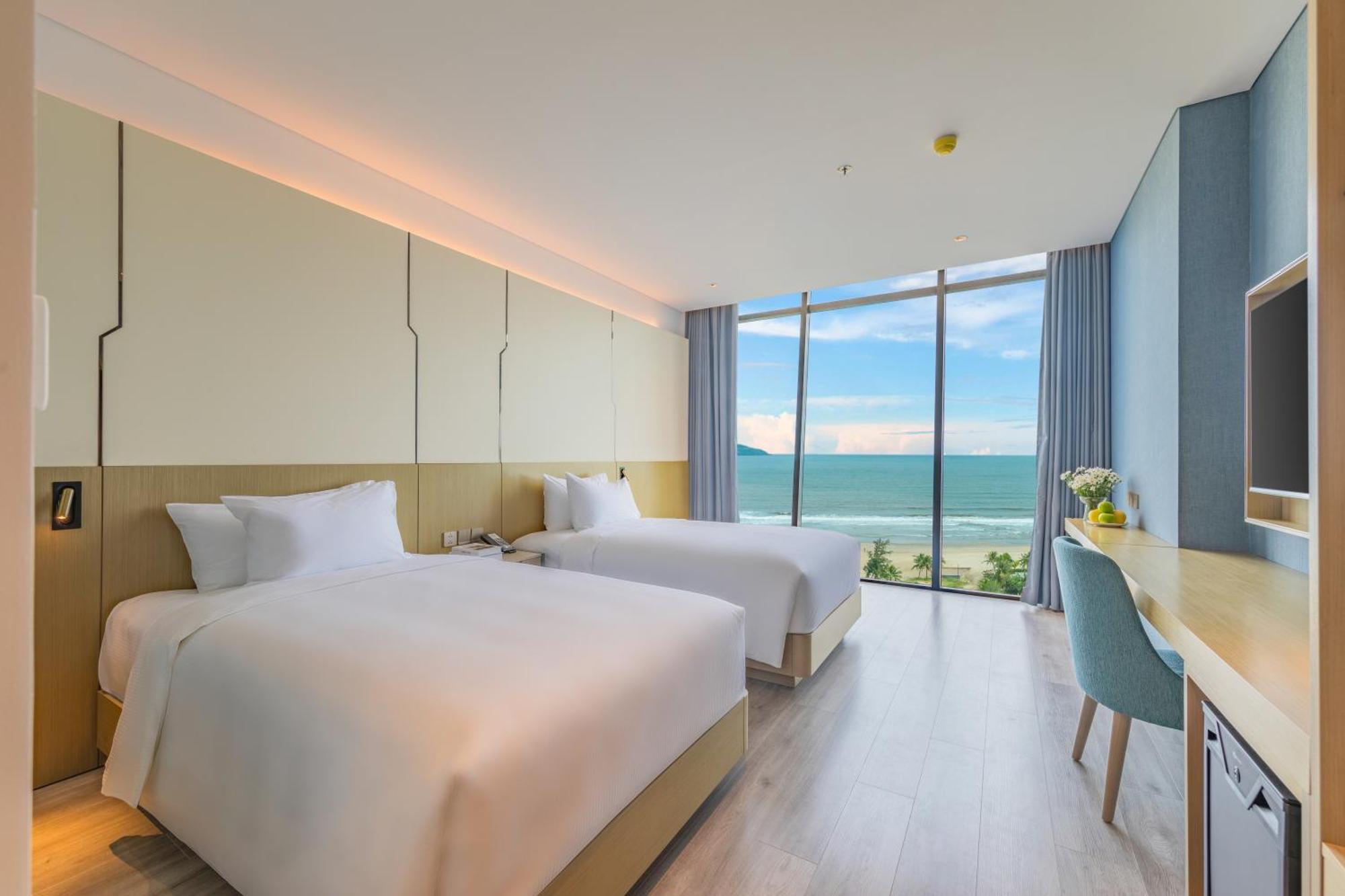 Awaken Da Nang Hotel Exterior foto