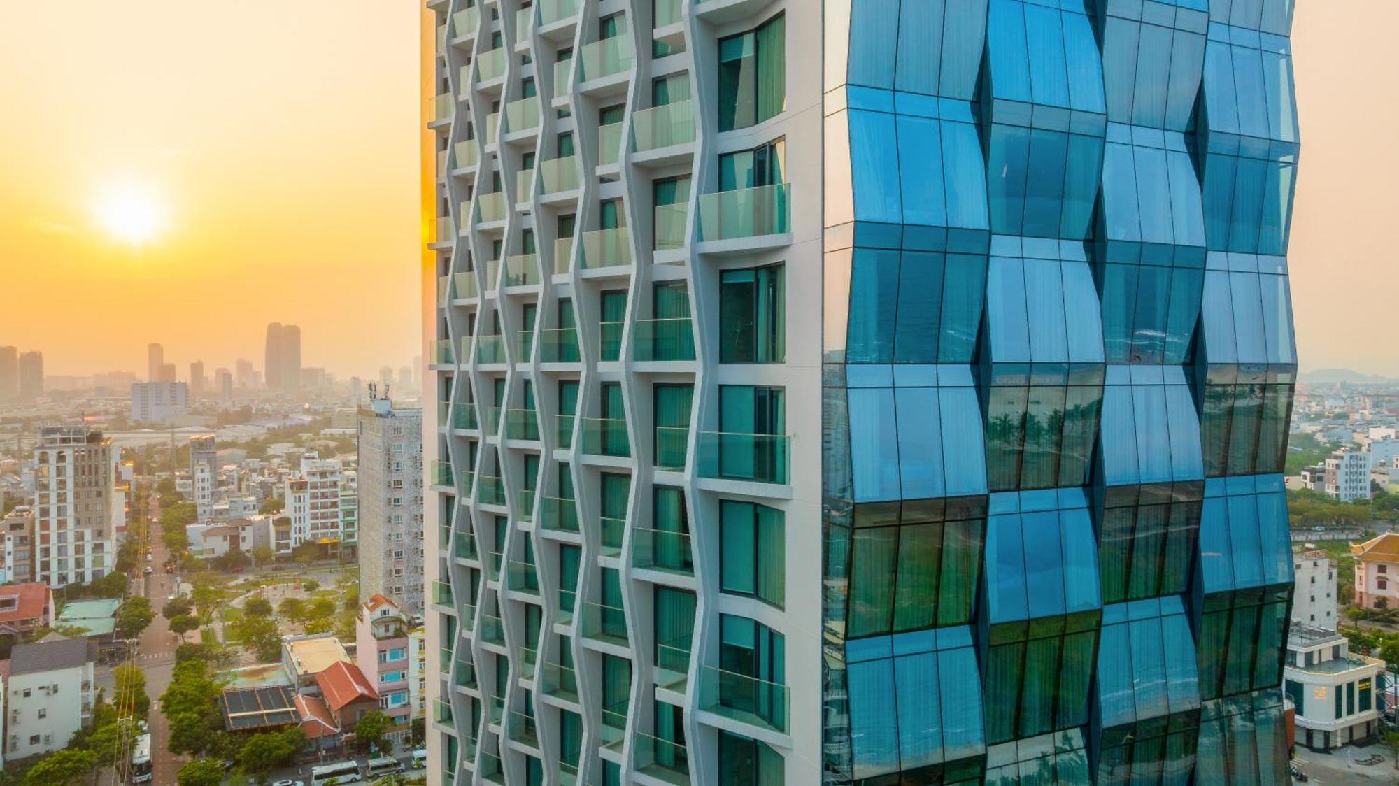 Awaken Da Nang Hotel Exterior foto