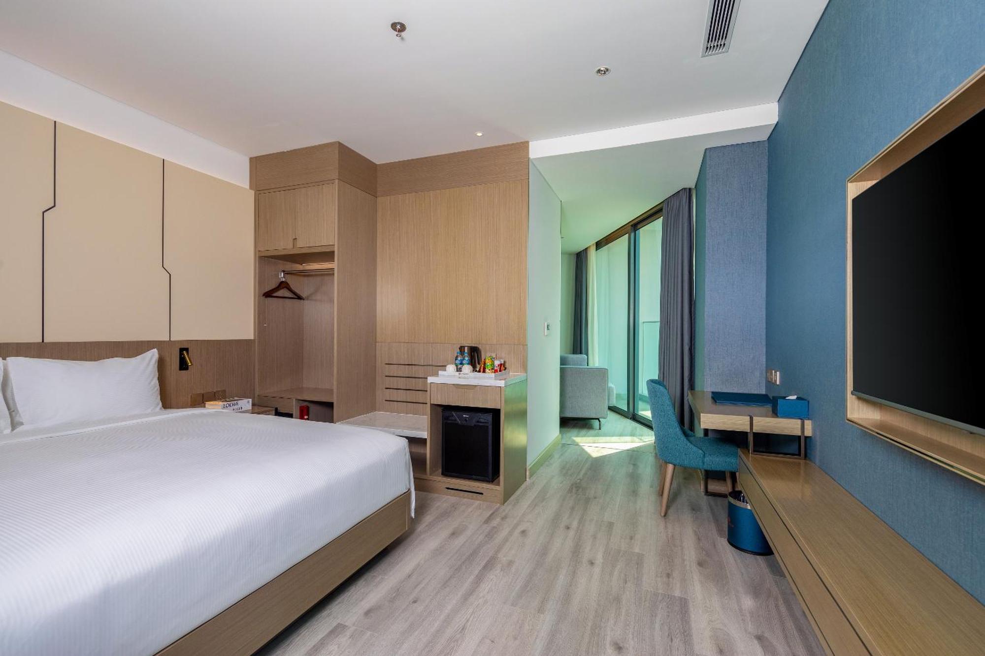 Awaken Da Nang Hotel Exterior foto