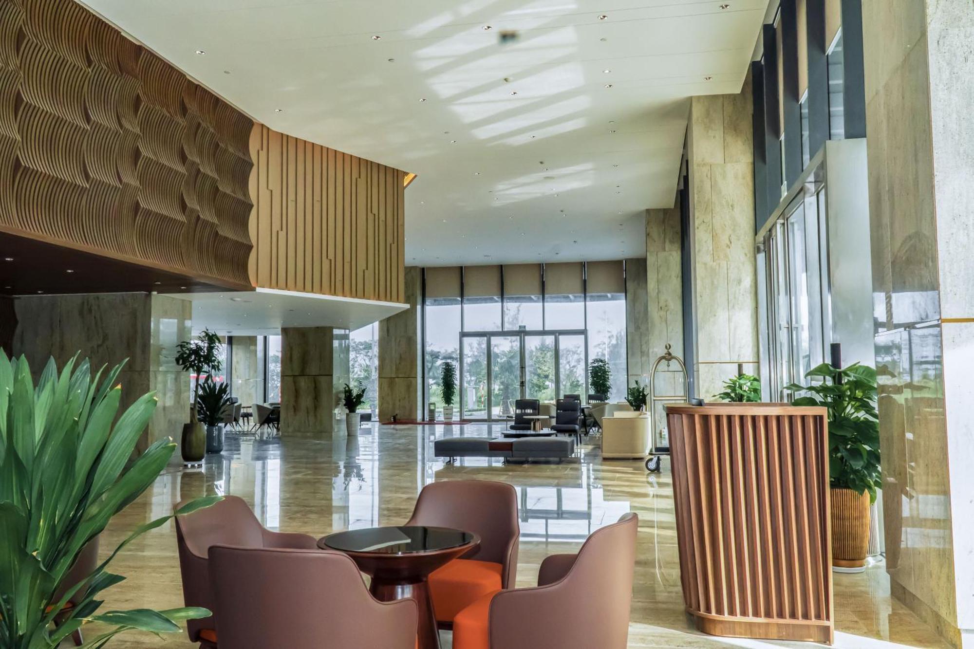 Awaken Da Nang Hotel Exterior foto